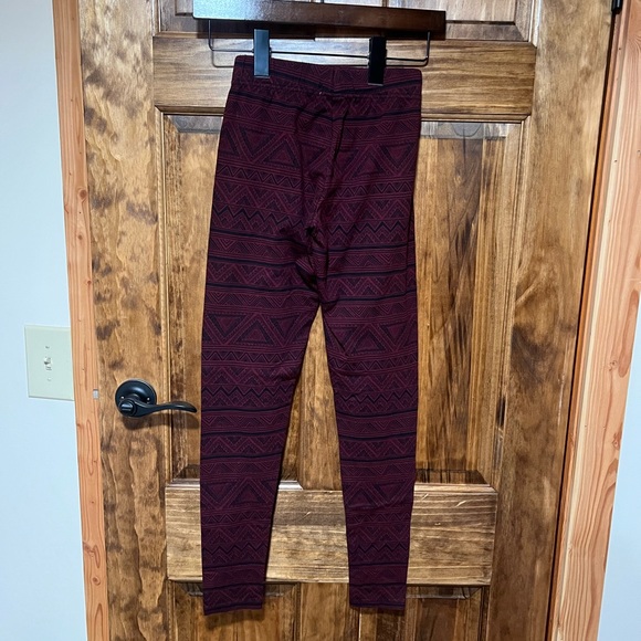Garage Aztec print leggings, burgundy and black, size small - Picture 3 of 4